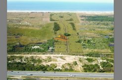 ÁREA C/ 802 MIL M² FRENTE MAR PÉ NA AREIA em LAGUNA-SC